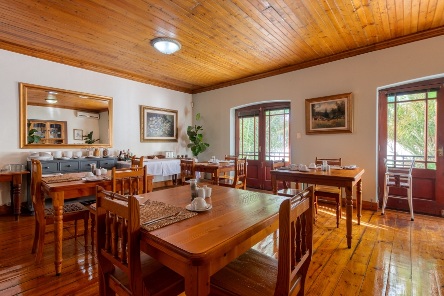 8 Bedroom Property for Sale in Gordons Bay Village Western Cape